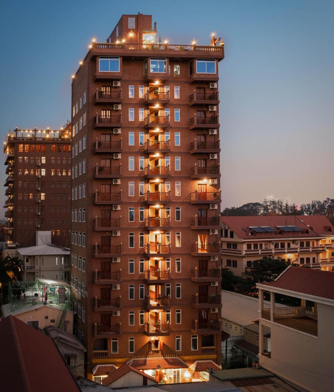 Okay Palace Hotel Phnom Penh Exterior foto